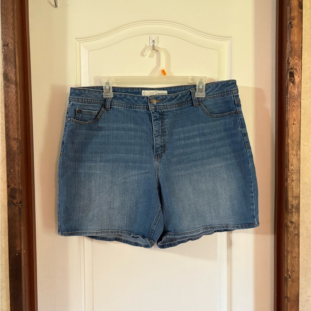 Women's Blue Denim Shorts